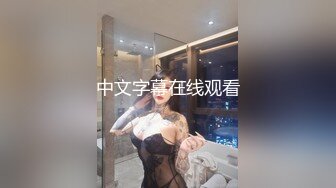 极度骚女伞柄骑乘插穴非常淫荡，跪地爬行大茄子后入，高难度刁钻姿势插入，一穴双屌齐插风骚至极，高潮喷水颤抖