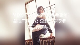 【新片速遞】  在厕所貌似美女被强暴 一群小伙一脸懵逼 地点不详 事件不详 坐等后续