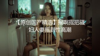 略带忧伤的小美女(前)